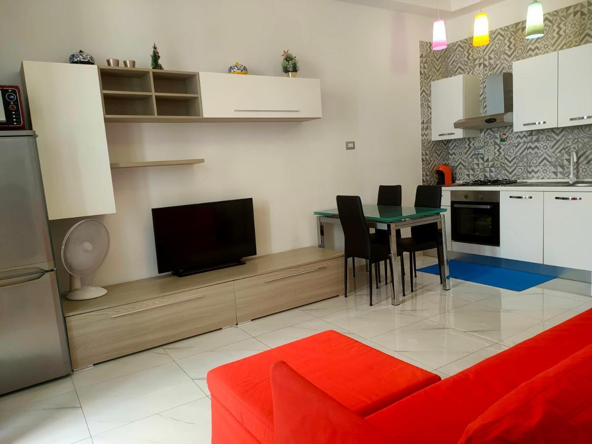 Appartamento Di Fronte Al Porto Turistico 卡利亚里 外观 照片