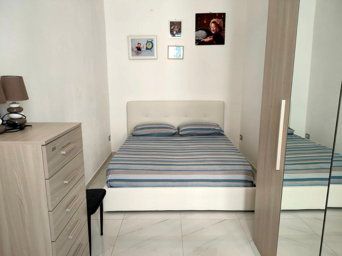 Appartamento Di Fronte Al Porto Turistico 卡利亚里 外观 照片