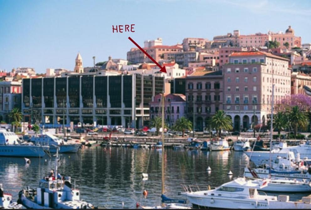 Appartamento Di Fronte Al Porto Turistico 卡利亚里 外观 照片